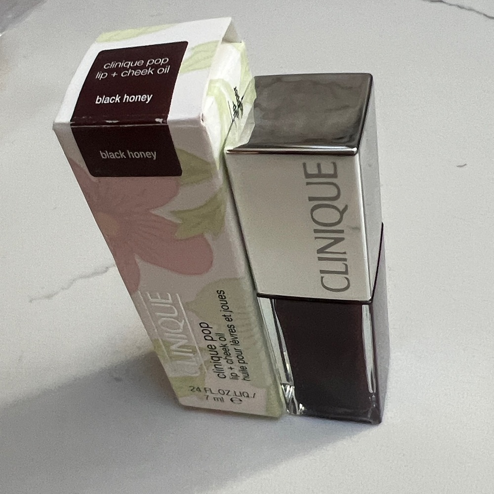 Clinique Pop Lip + Cheek Oil in the shade Black Honey - New in Box